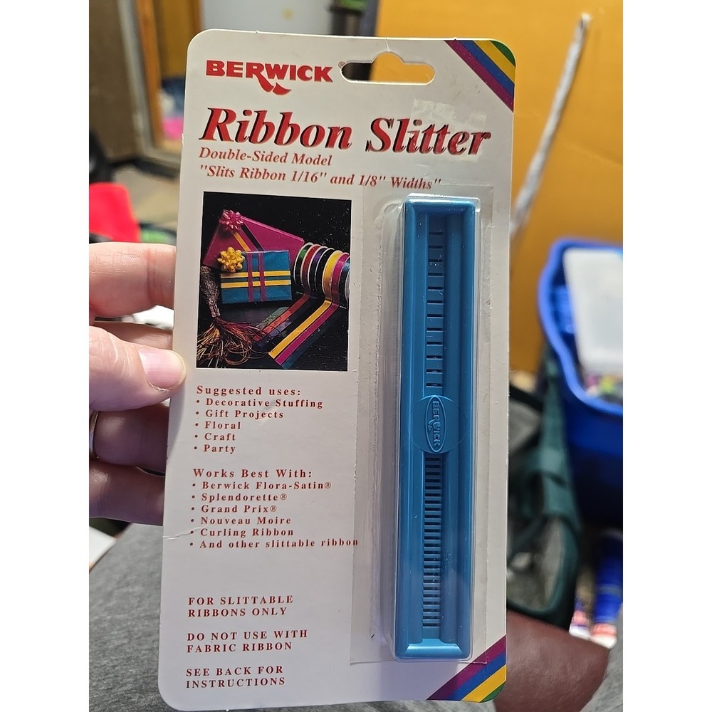 NOS Berwick double-sided Ribbon Splitter 1/8" and 1/16" slit New Sealed